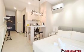 Neu Suites By Manhattan Group